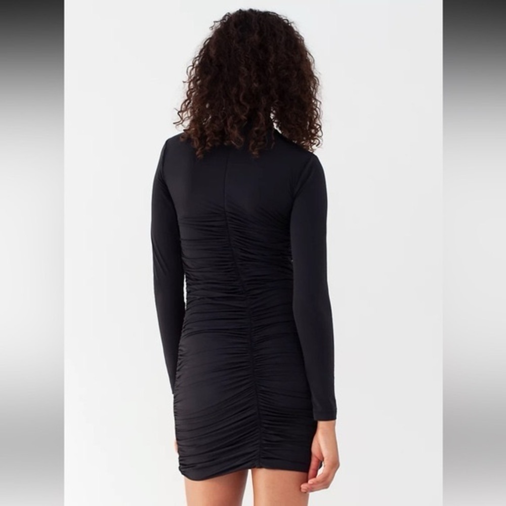 Ten by Babaton Ruched Long Sleeve Mini Dress – Size L Aritzia dress - Picture 4 of 11